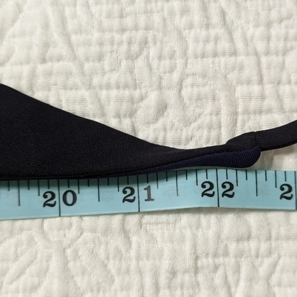 Nautica Women's‎ Swim Top Reversible Black / Navy Size 8 NWT